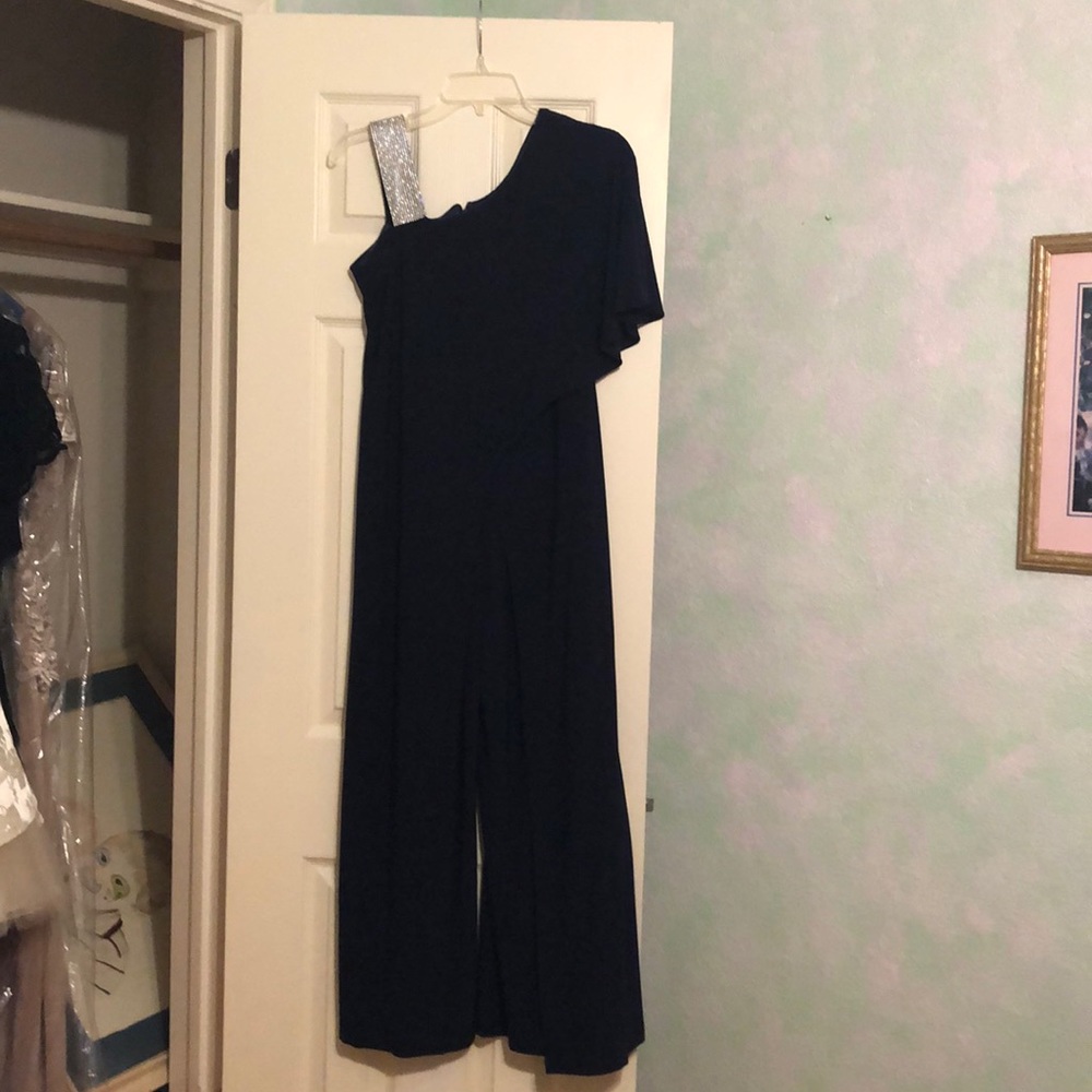 Navy blue mother of the bride pantsuit